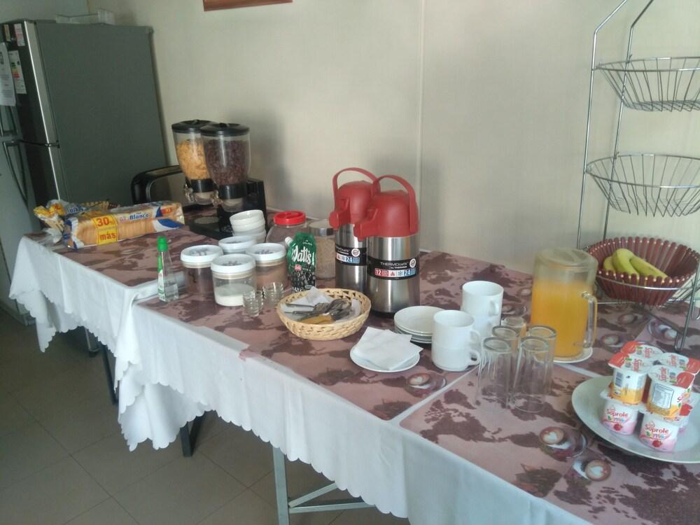 Hostal Americano Santiago Kültér fotó
